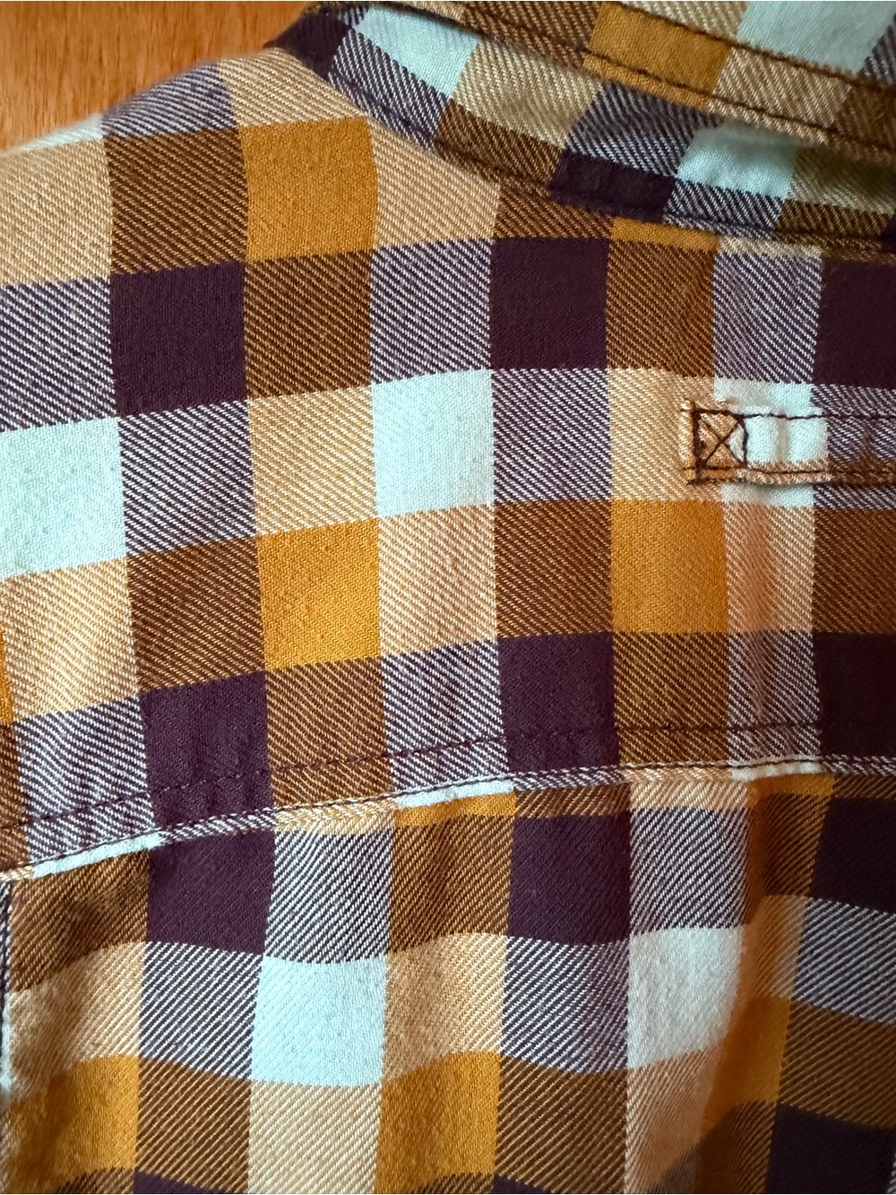 Duluth women’s flannel - Picture 2 of 12